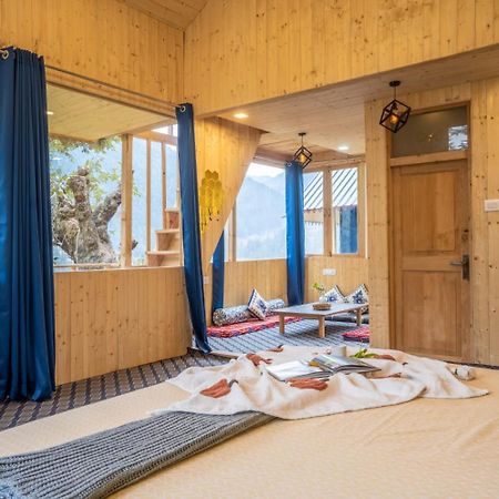 Villa Into The Woods Treehouse Jibhi Extérieur photo