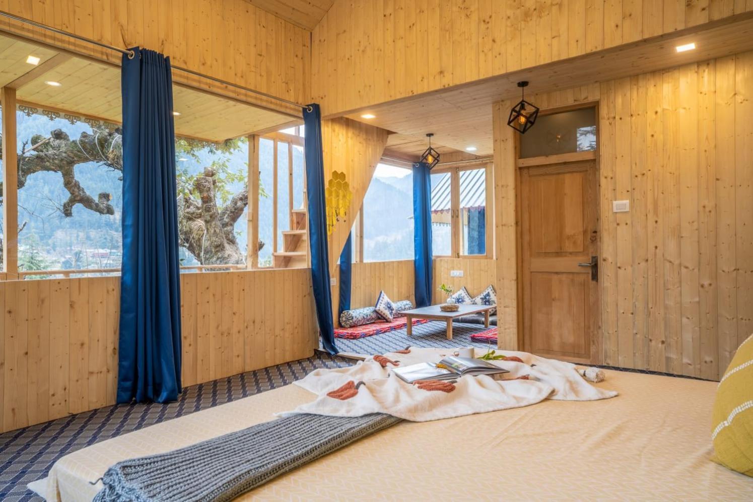 Villa Into The Woods Treehouse Jibhi Extérieur photo