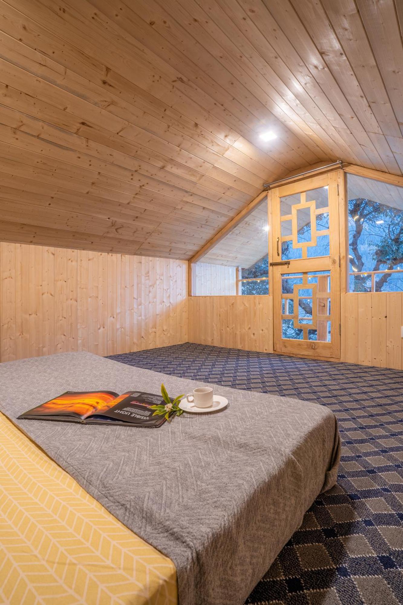 Villa Into The Woods Treehouse Jibhi Extérieur photo