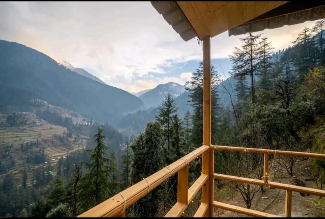 Villa Into The Woods Treehouse Jibhi Extérieur photo
