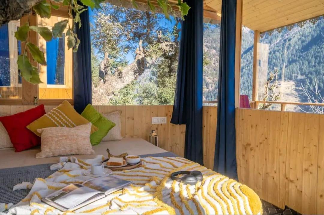 Villa Into The Woods Treehouse Jibhi Extérieur photo